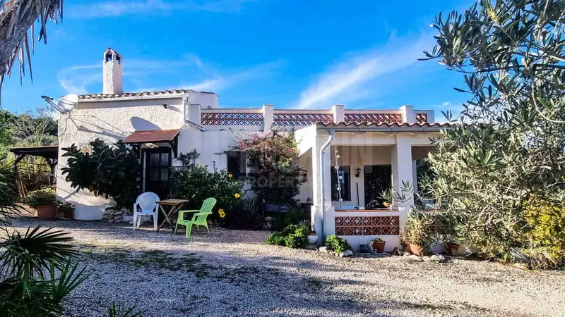 Finca Rustica con Dos Casas en Venta Tarragona