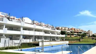 Apartamento en Doña Julia Golf Casares con Terraza y Vistas a la Montana