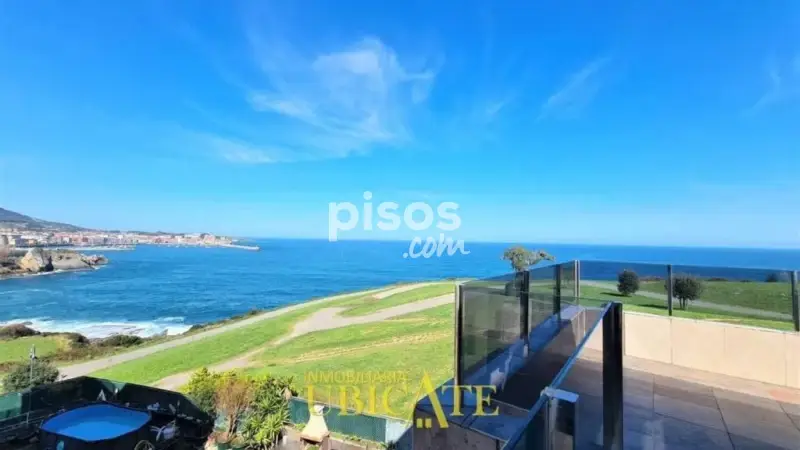 Chalet Adosado en Cotolino con Vistas al Mar