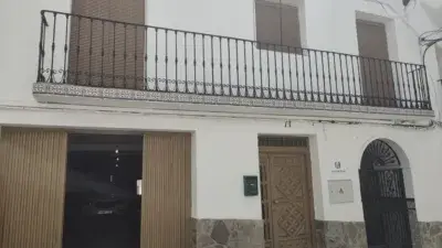 Casa en venta en Calle Real, cerca de Calle del Milagro