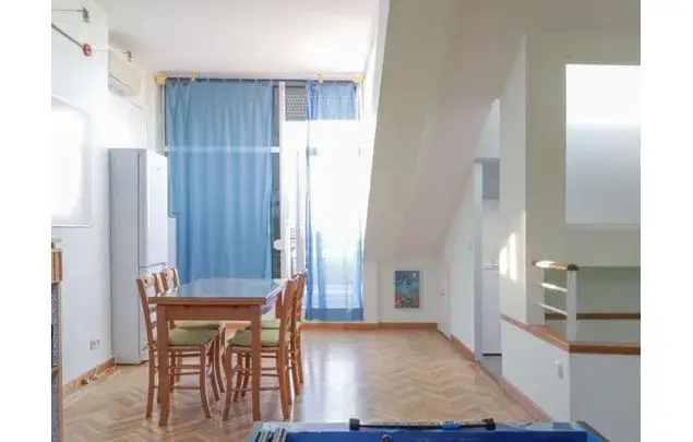 Alquiler Habitaciones Leganés: Piso Amueblado con Piscina y Jardín
