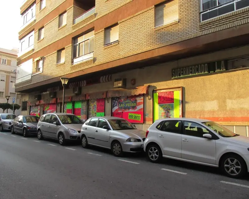 Local Comercial 349 m2 Motril Calle Cartuja