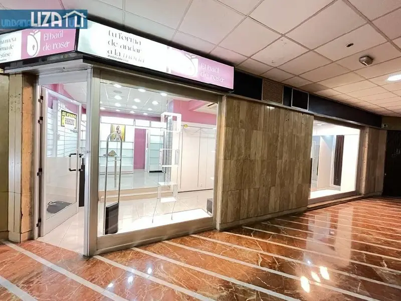 Venta Local Comercial Centro Alicante Mercado Central Reformado