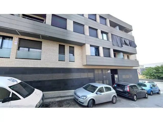 Venta Piso Igualada Sin Posesion Ocupacion Inversores