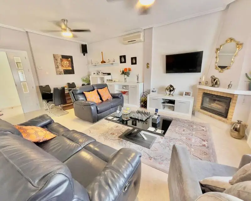 Villa de 3 dormitorios en Bigastro Costa Blanca