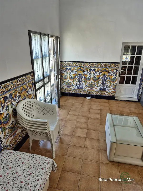 Casa en Dos Hermanas cerca de Sevilla necesita reforma