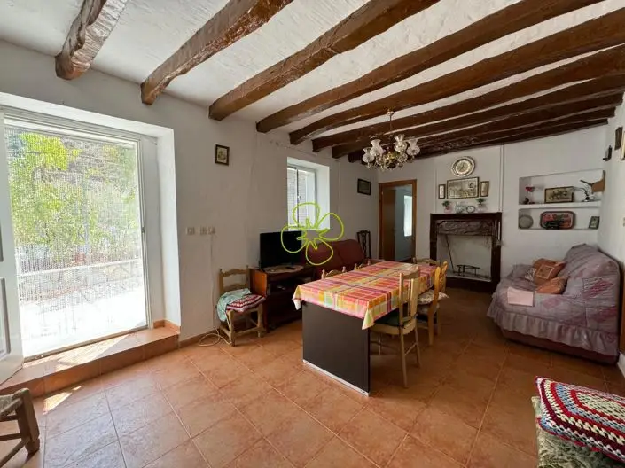 Cortijo con 4 Dormitorios en Venta en Chercos Almeria