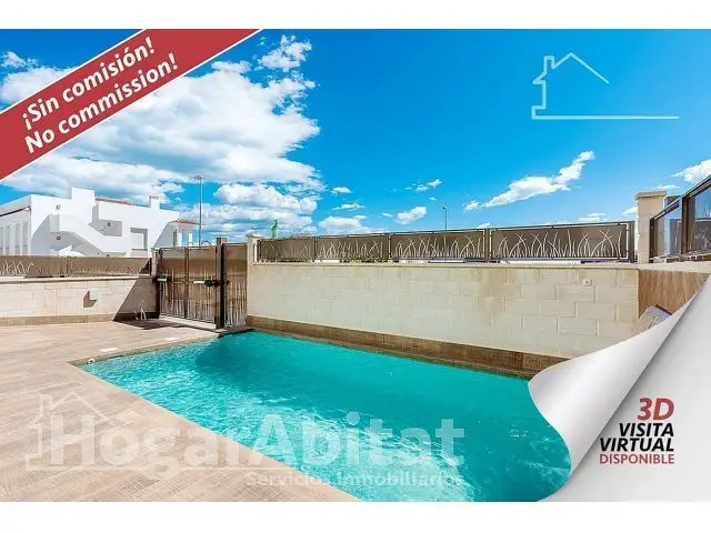 Chalet de Lujo con Piscina Terraza y Garaje en Venta