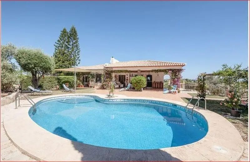 Chalet en venta en Dénia, Alicante