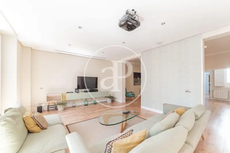 Apartamento en alquiler en Palacio, Madrid ciudad, Madrid