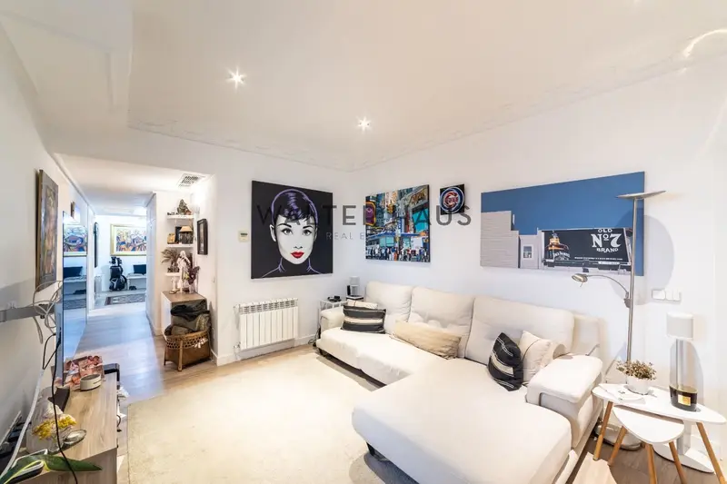 Ático en venta en Almagro Madrid 205m2 con garaje y trastero
