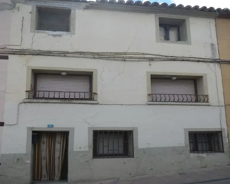 Casa Unifamiliar 4 Dormitorios Gallur 223m2
