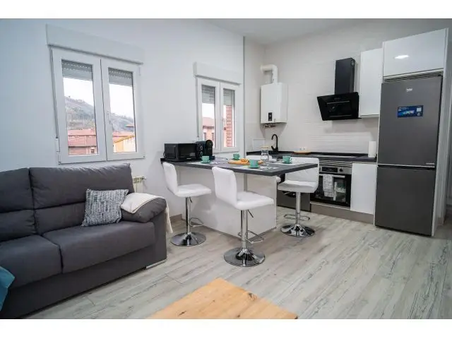 Piso 3 Habitaciones Mieres San Pedro Siana Reformado