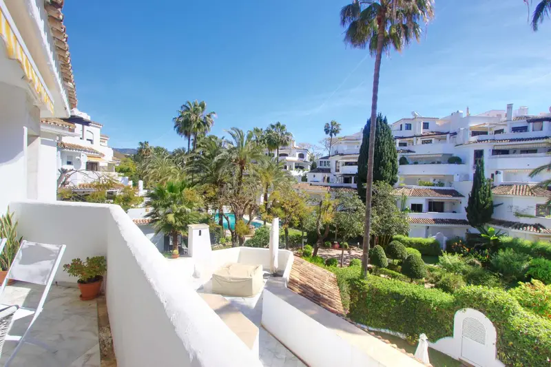 Apartamento 3 Dormitorios Elviria Primera Linea de Playa