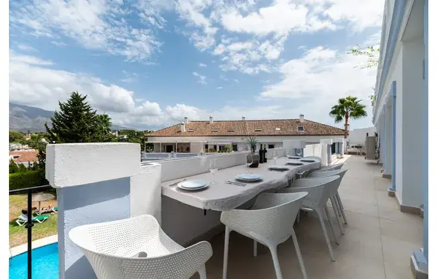Alquiler Apartamento 4 Dormitorios 180m2 Almeria Septiembre Junio 2026