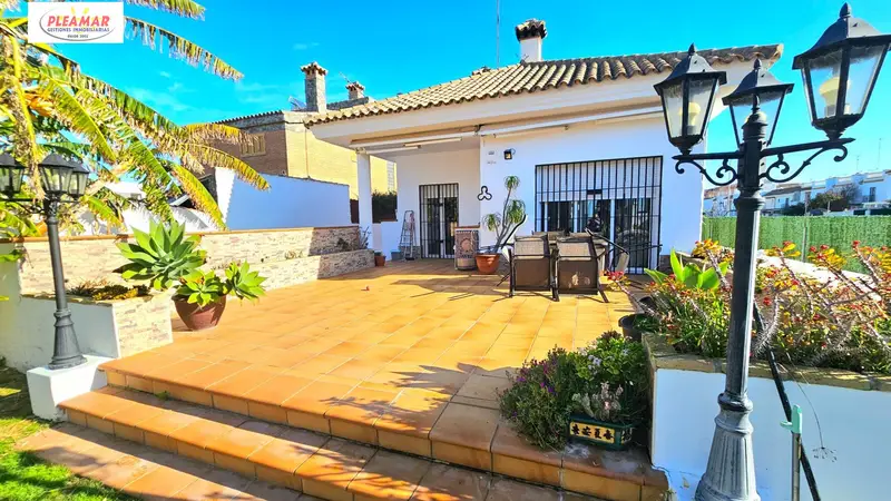Venta Casa Amueblada La Laguna Chipiona
