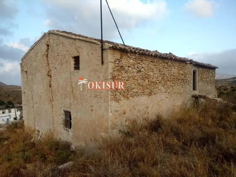 Venta Finca La Huelga Sorbas Ref CF136