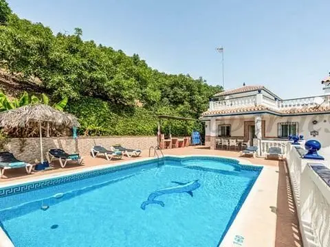Casa de campo de 4 Dormitorios alquiler Nerja, España