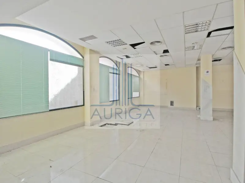 Local Comercial en Villa de Vallecas 254m2