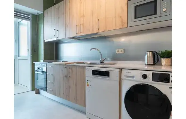 Alquiler Habitaciones Madrid 207m2 Apartamento 6 Dormitorios