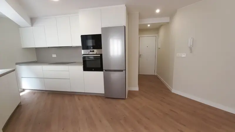 Venta Piso Reformado Avda Finisterre A Coruna