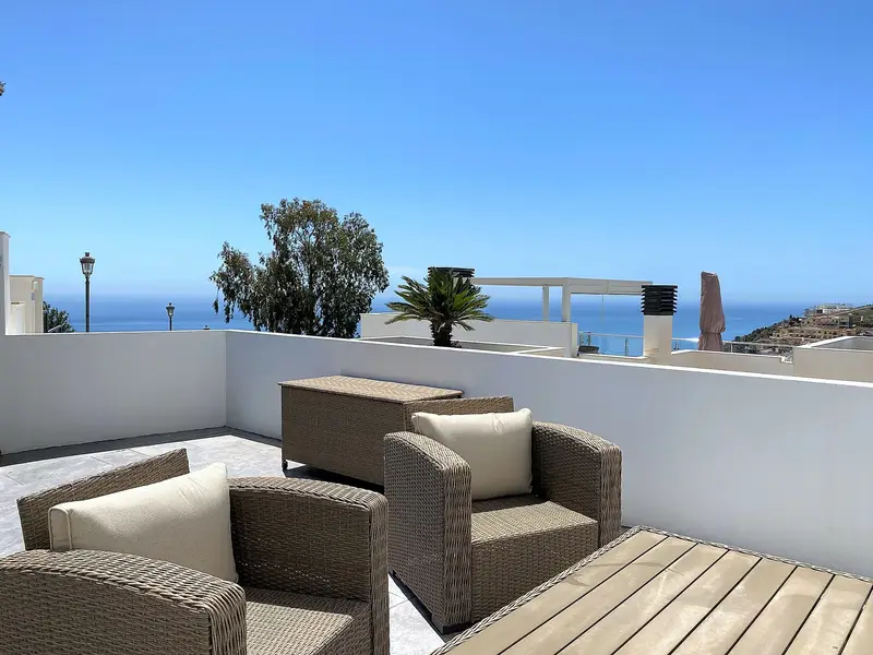 Apartamento 2 Dormitorios Nerja Vistas al Mar Piscina