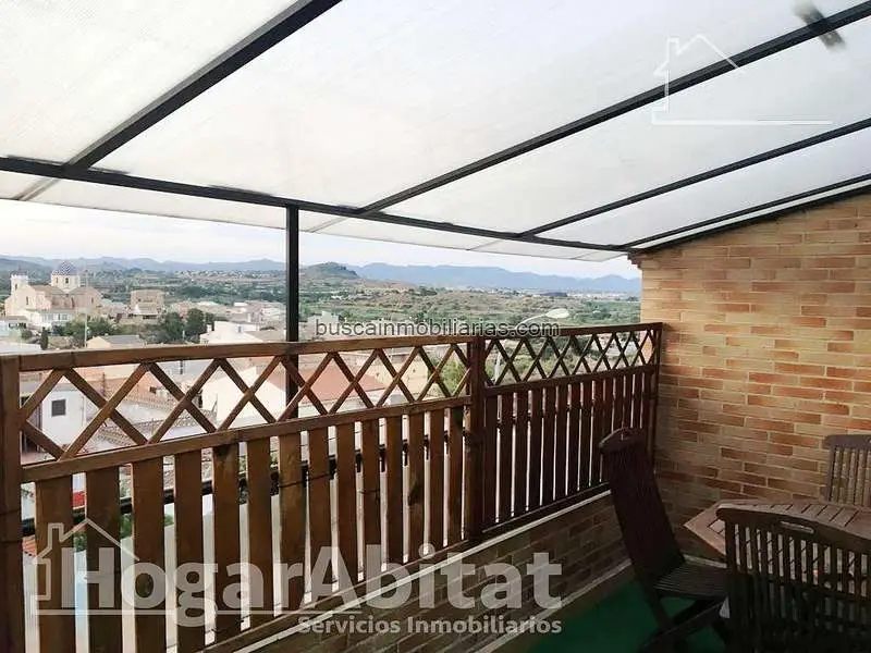 Casa Adosada en Vilamarxant con Vistas Panorámicas