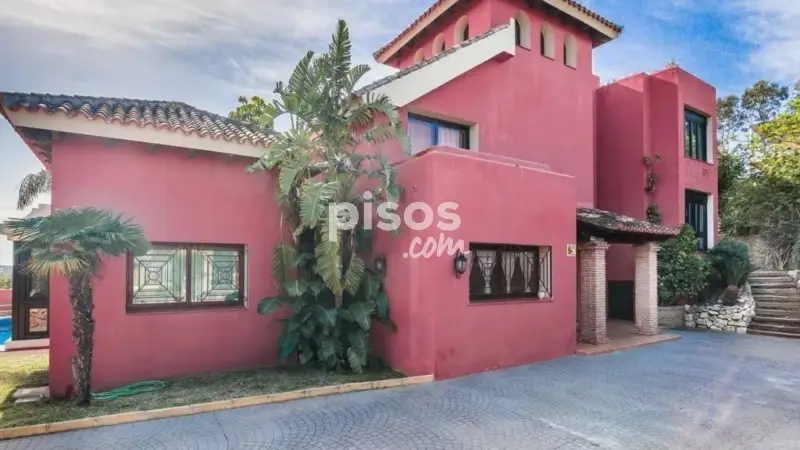 Chalet en Alquiler Marbella Lujo 5 Dormitorios Piscina Privada