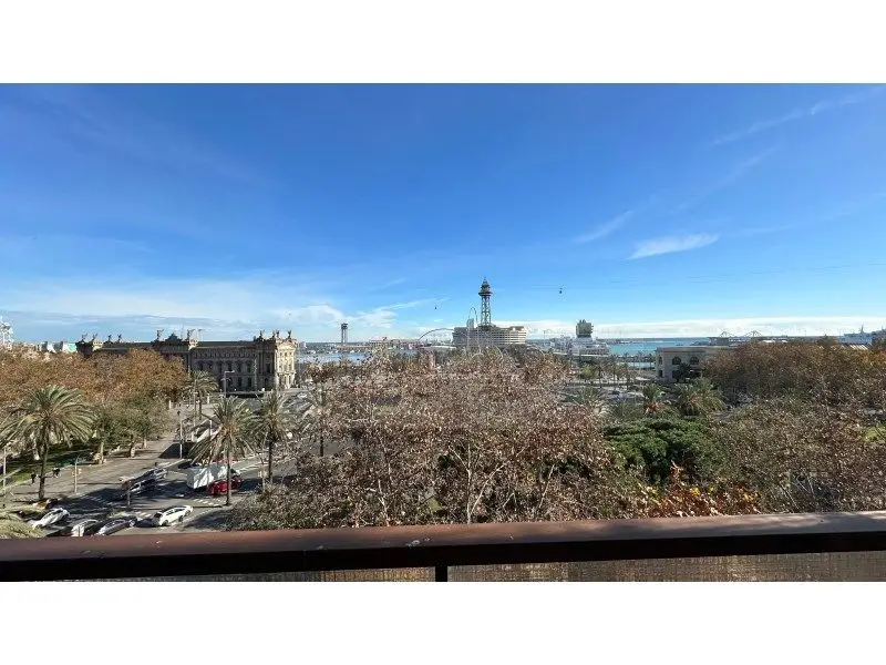 Venta Piso con Terraza en Montjuic Vistas al Mar
