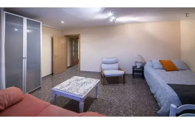Alquiler Apartamento 7 Dormitorios Valencia