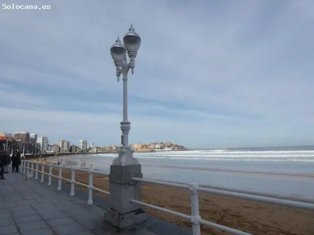 Piso en Playa San Lorenzo Gijon Asturias 3 Dormitorios Vistas al Mar