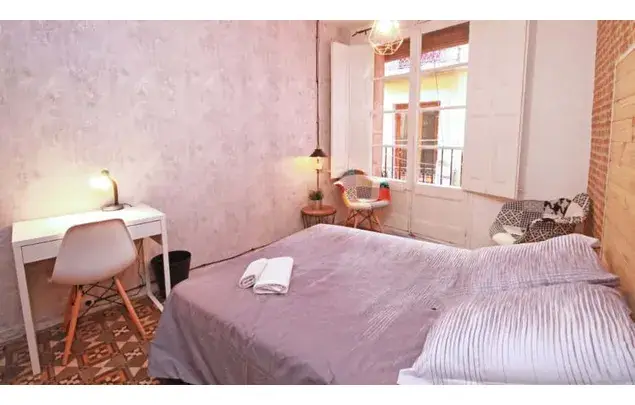 Habitacion 135m2 Barcelona Alquiler Estancia Media Larga