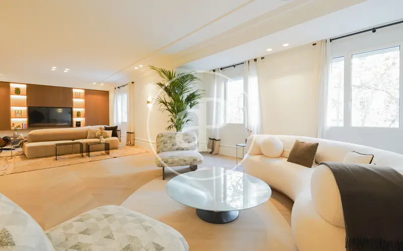 Piso Exterior a Reformar en Justicia Madrid 226m²
