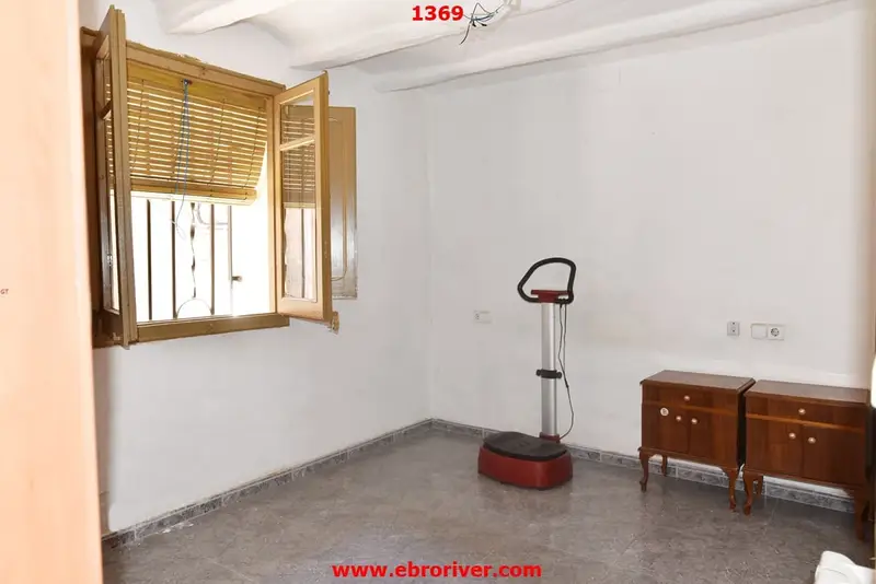 Casa en Venta El Pinell de Brai Tarragona 5 Plantas 4 Dormitorios