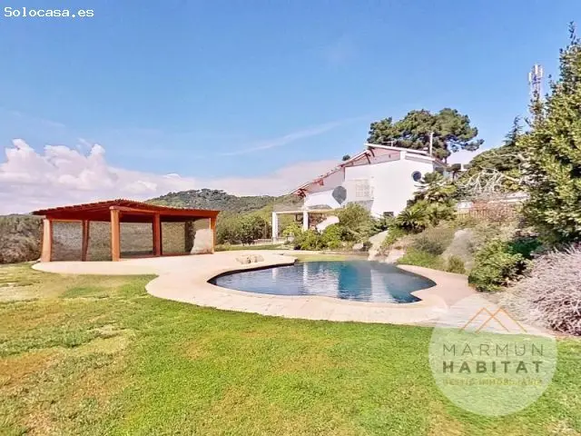 Casa con Vistas al Mar y Espectaculares Instalaciones en Maresme