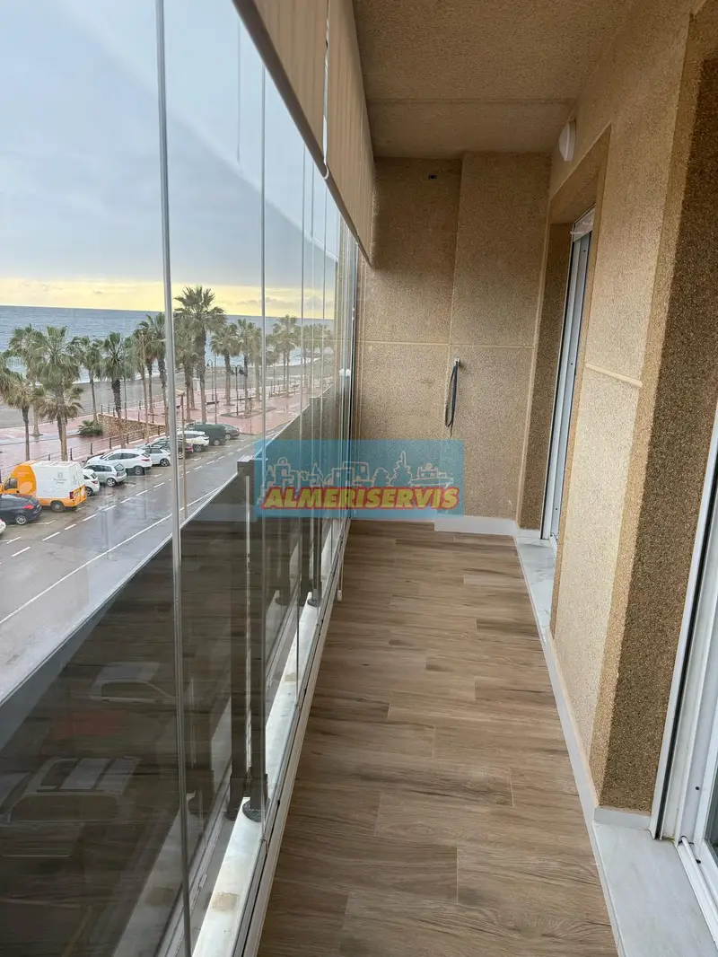 Apartamento Amueblado en Adra con Vistas al Mar