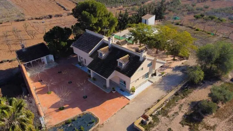 Casa de Campo con 5 Dormitorios en Corvera Murcia
