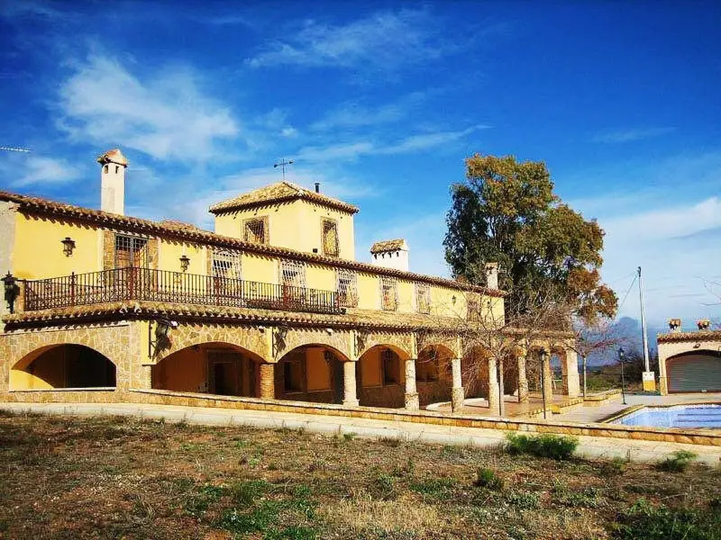 Finca Rustica en Lorca con Casa Cortijo y Coto de Caza