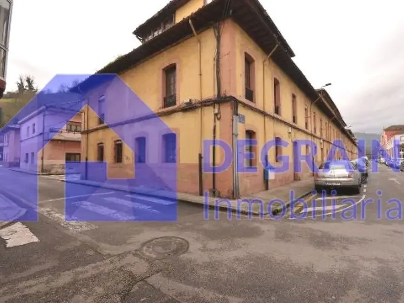 Piso en Venta en Trubia Oviedo 3 Dormitorios 99m2
