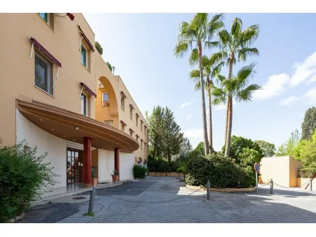 Estudio en Venta en Granada Apartahotel el Serrallo