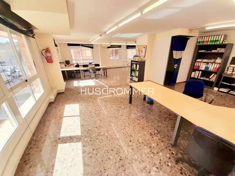 Oficina en Venta Vila real 210m2  Avenida Francisco Tarrega