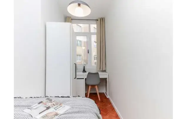 Habitacion amueblada 95m2 Barcelona