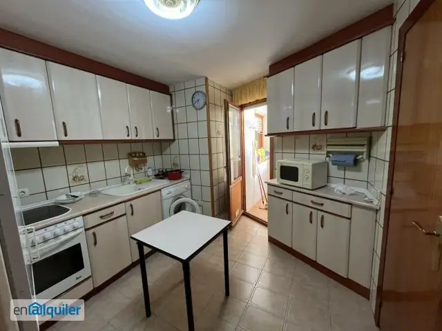 Alquiler Piso Amueblado 4 Dormitorios Hijar