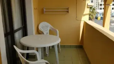 Piso en venta en Calle Américo Vespucio