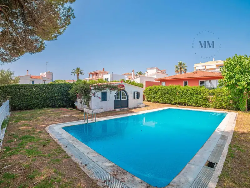Chalet en Mahón Menorca 4 dormitorios 3 baños piscina jardin
