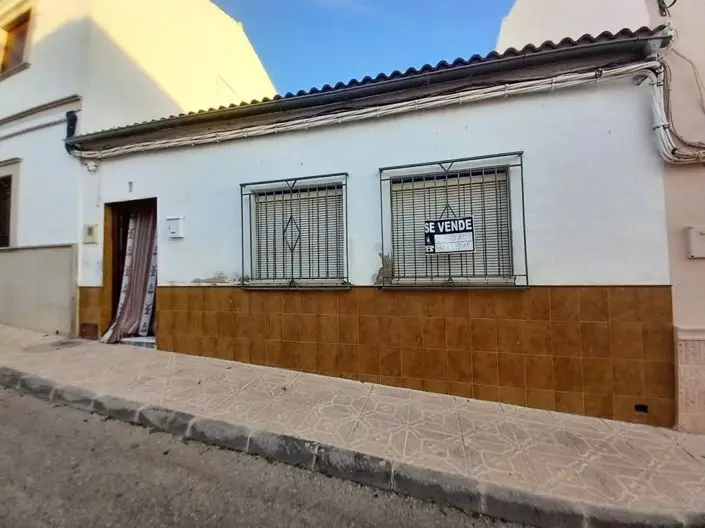 3 Bed Bungalow for sale