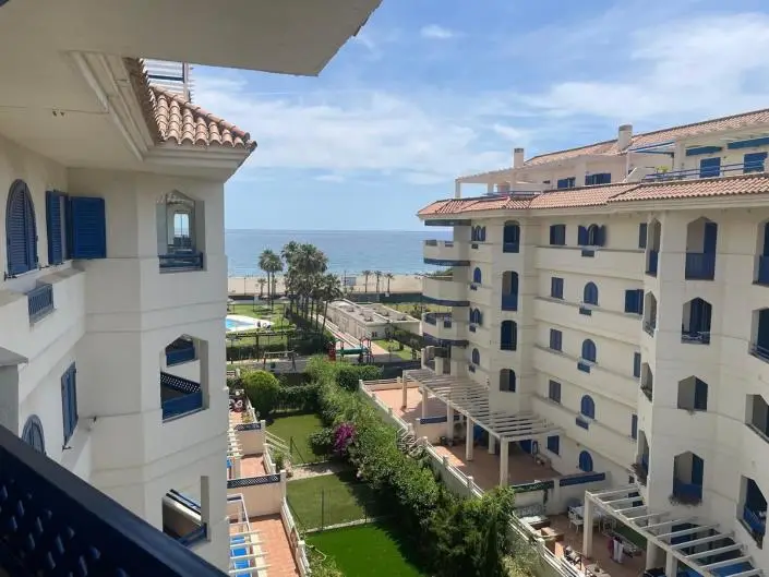 Apartamento 2 Dormitorios en San Luis de Sabinillas Costa del Sol
