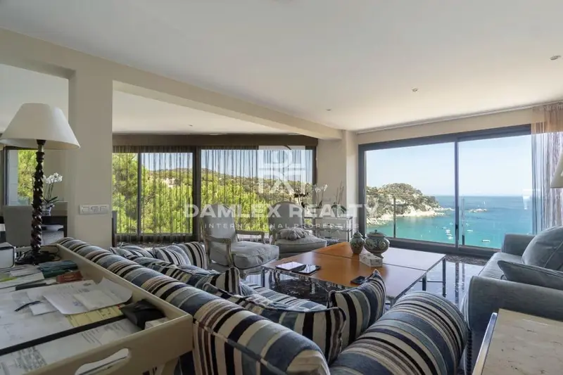 Chalet de Lujo en Tossa de Mar con Vistas al Mar