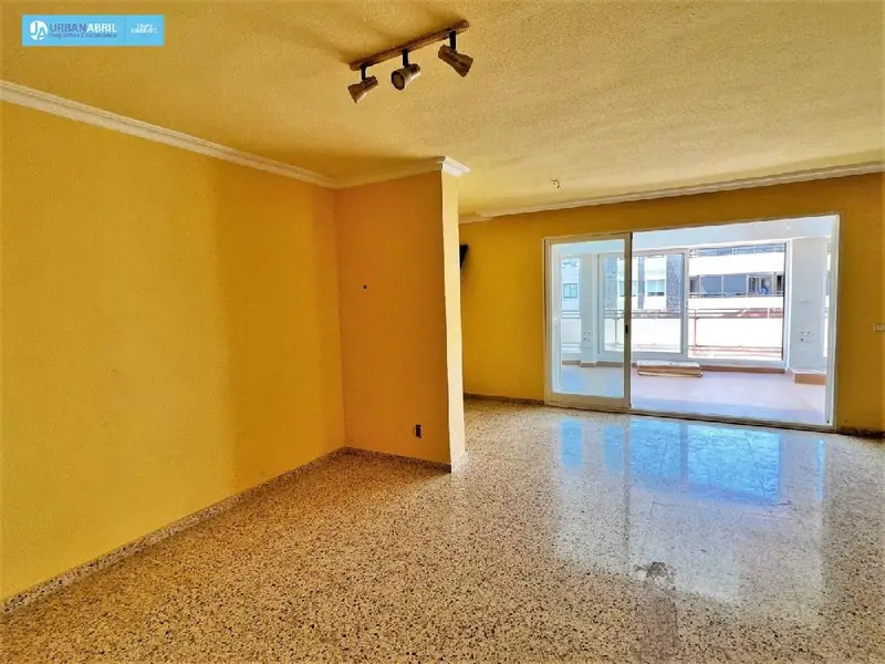 Venta Ático 200m2 Centro Alicante  3 Dormitorios 2 Baños