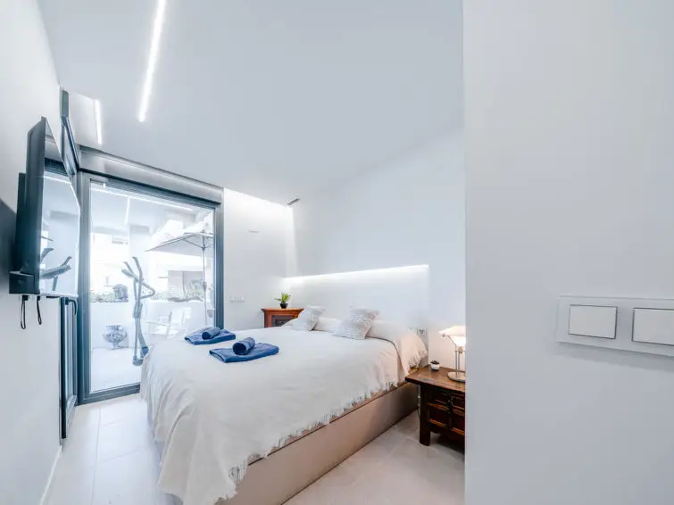 Casa-Villa de 2 Dormitorios alquiler Denia, España